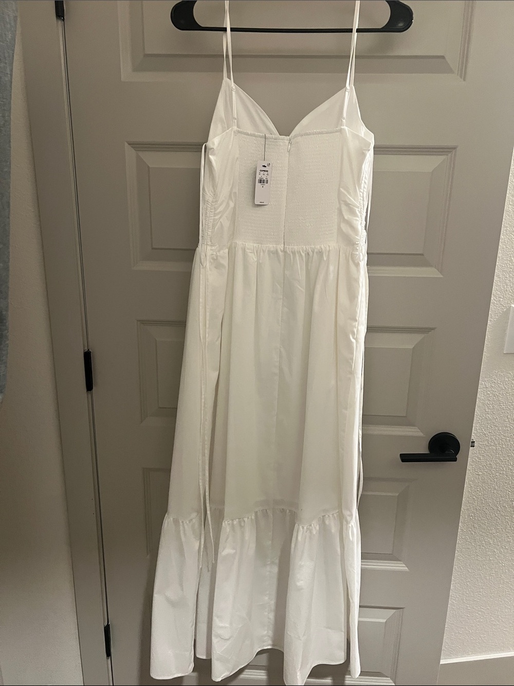 Express white maxi dress - Picture 2 of 8